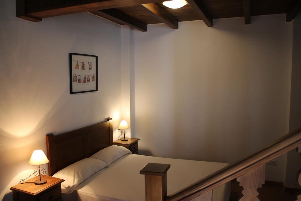 Apartamentos Real Fabrica Hojalata Juzcar Luaran gambar